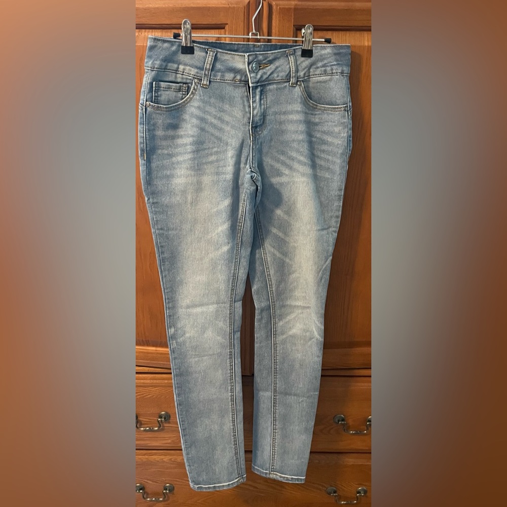 🎉Bundle with 5 for $25 items🎉Alloy straight leg stretch jeans,: C018